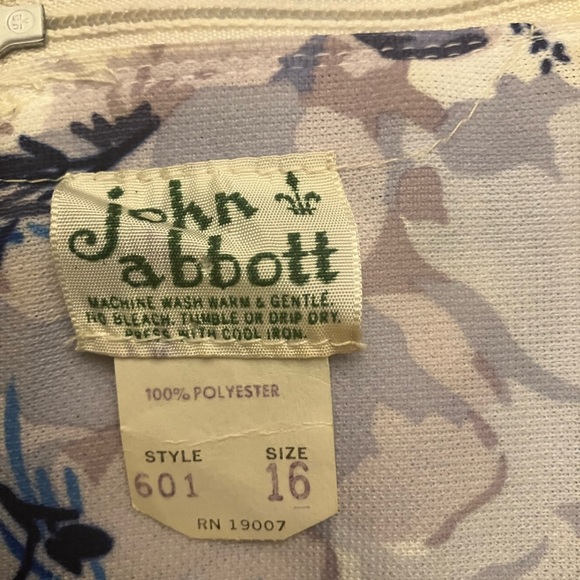 Vintage Floral Dress - Picture 6 of 6